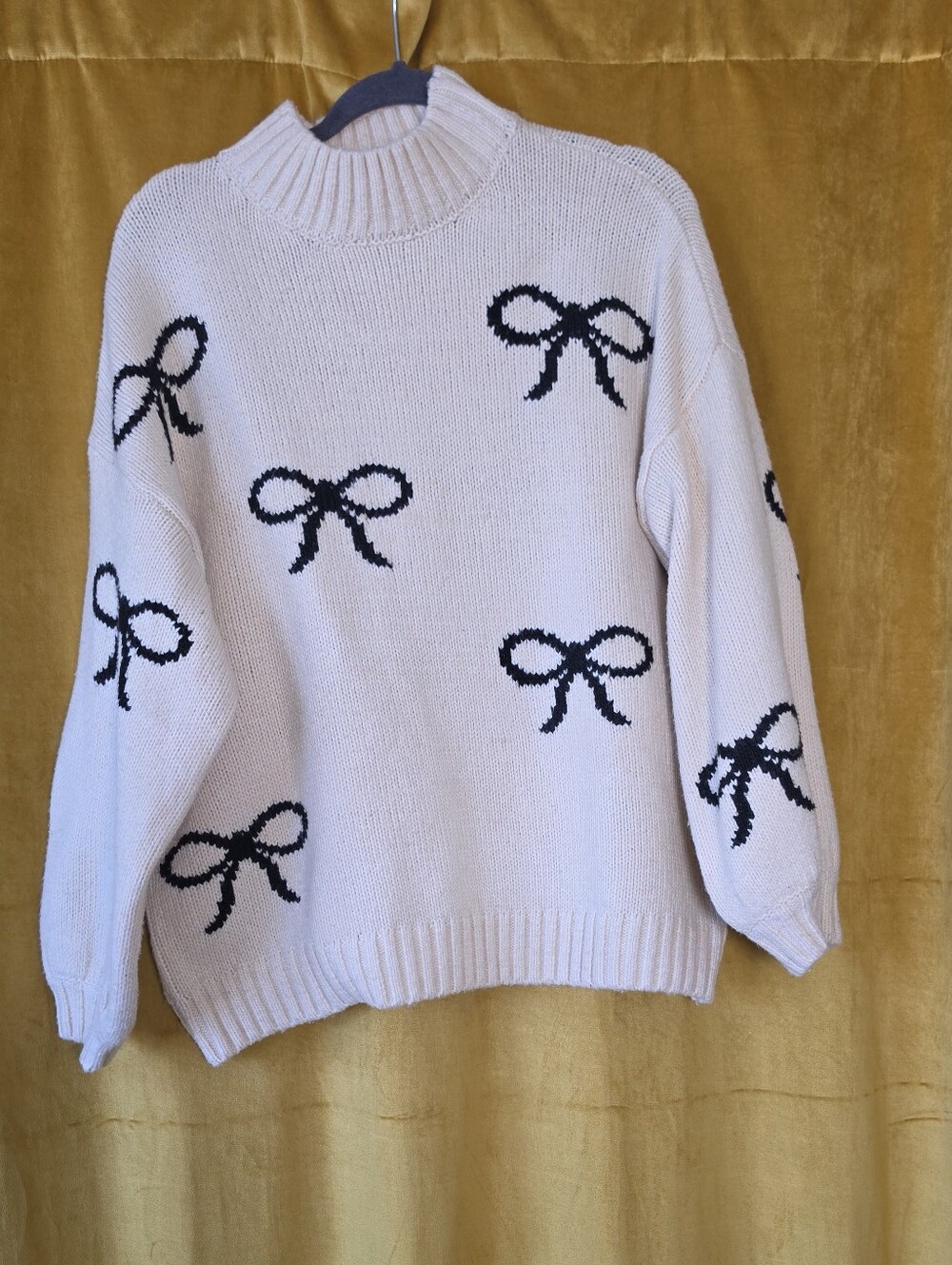 Callahan Cream Crewneck Sweater with Black Bow Intarsia